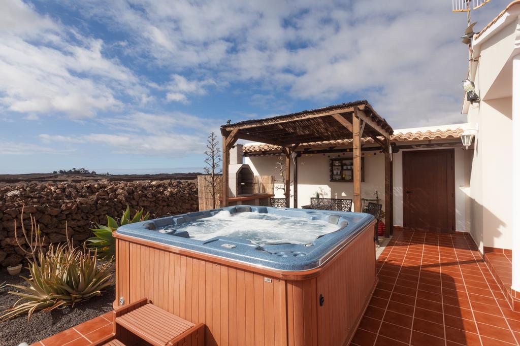 Отель The Fit Retreat Лахарес Экстерьер фото